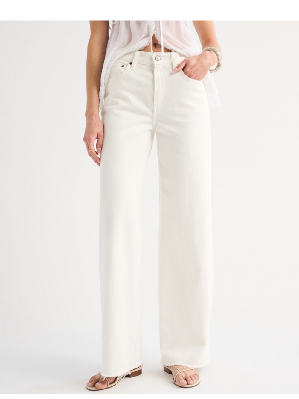 Abercrombie & Fitch High Rise Wide Leg Jean